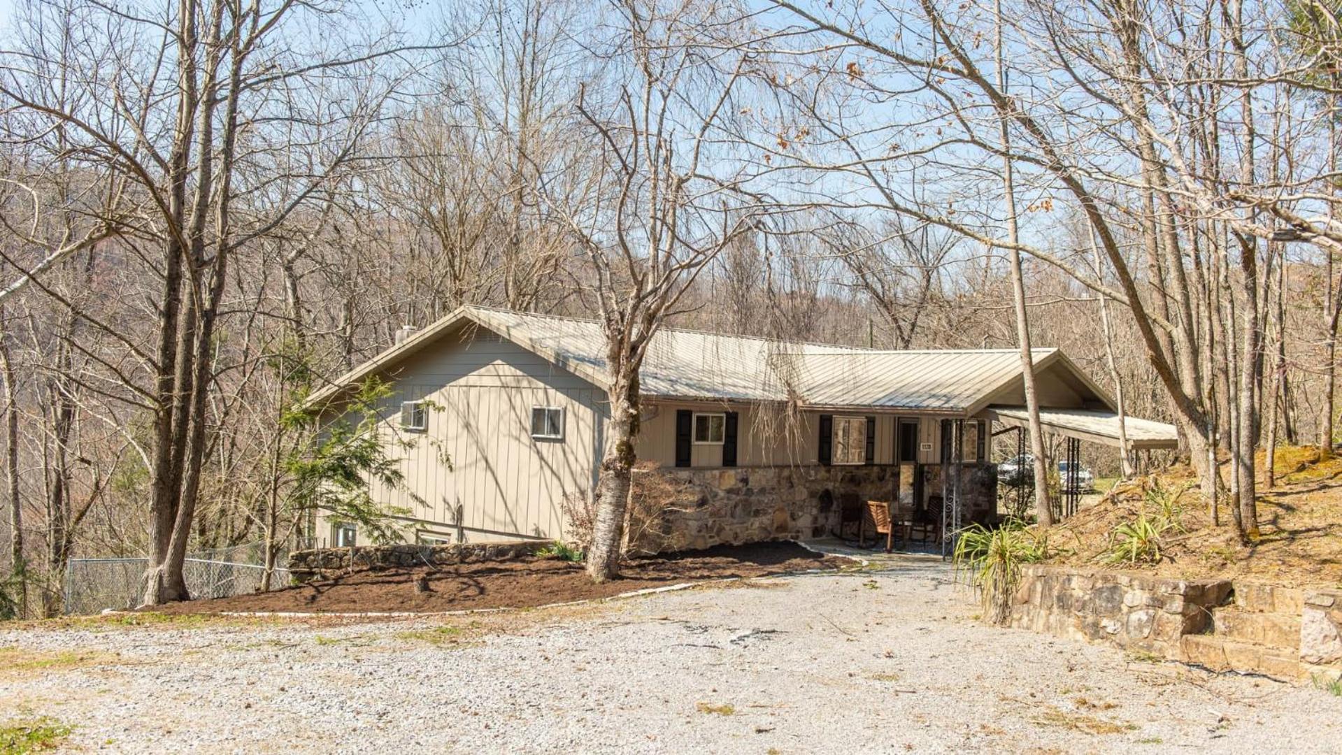 Little Smoky Retreat , 3 Bedroom , Close To Downtown Gatlinburg And Pigeon Forge Экстерьер фото